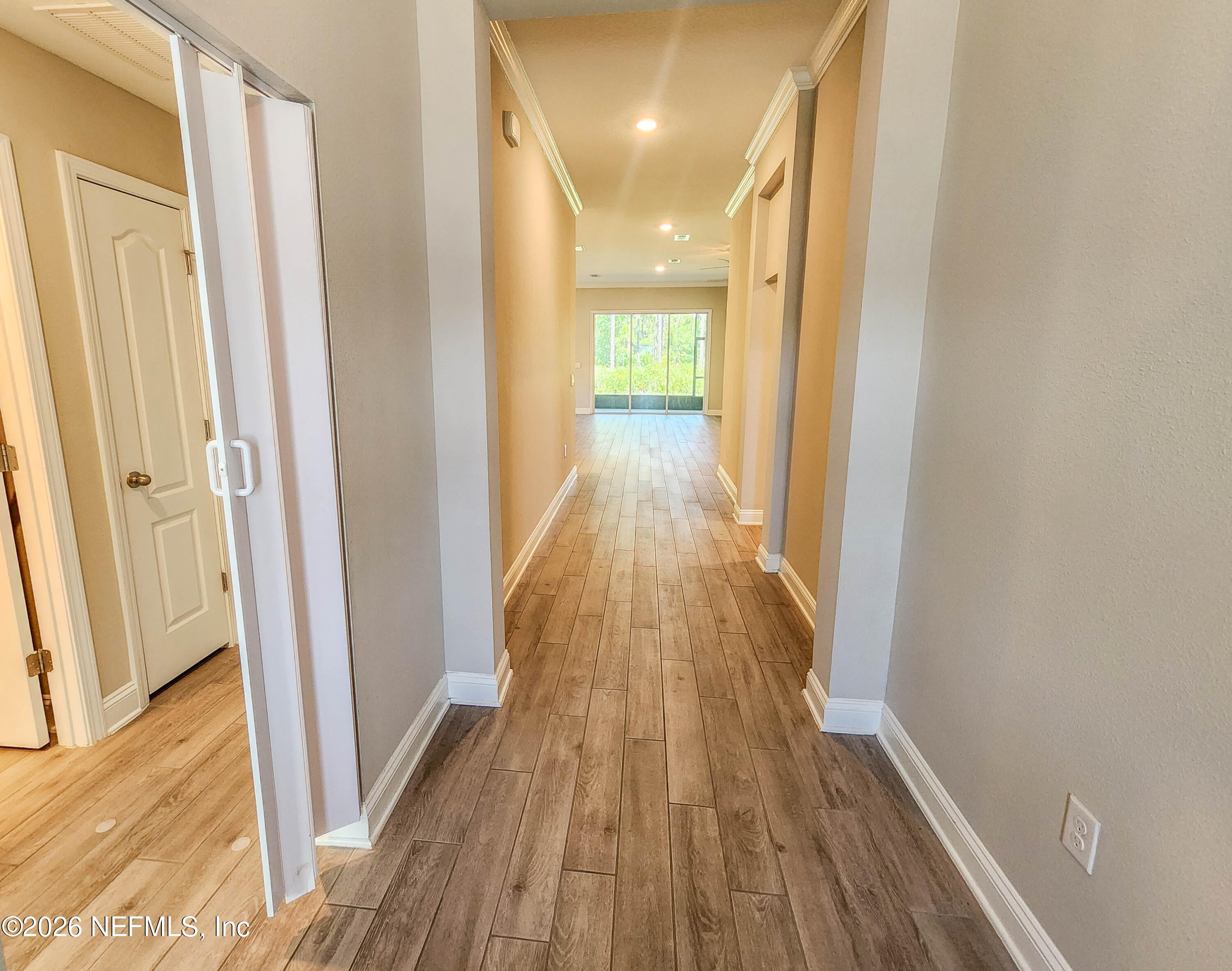 617 Narvarez Ave, Saint Augustine, FL 32084 photo