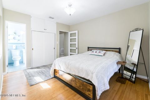 Single Family Residence in Jacksonville FL 1348 EDGEWOOD Avenue 14.jpg