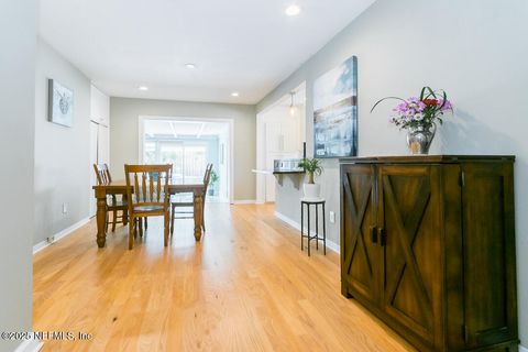 Single Family Residence in Jacksonville FL 1348 EDGEWOOD Avenue 7.jpg