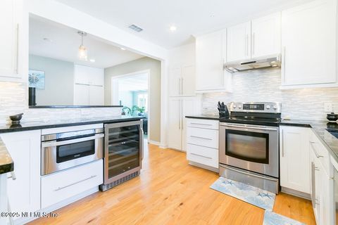 Single Family Residence in Jacksonville FL 1348 EDGEWOOD Avenue 11.jpg