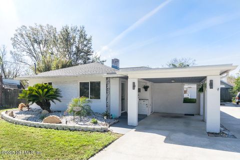 Single Family Residence in Jacksonville FL 1348 EDGEWOOD Avenue 1.jpg