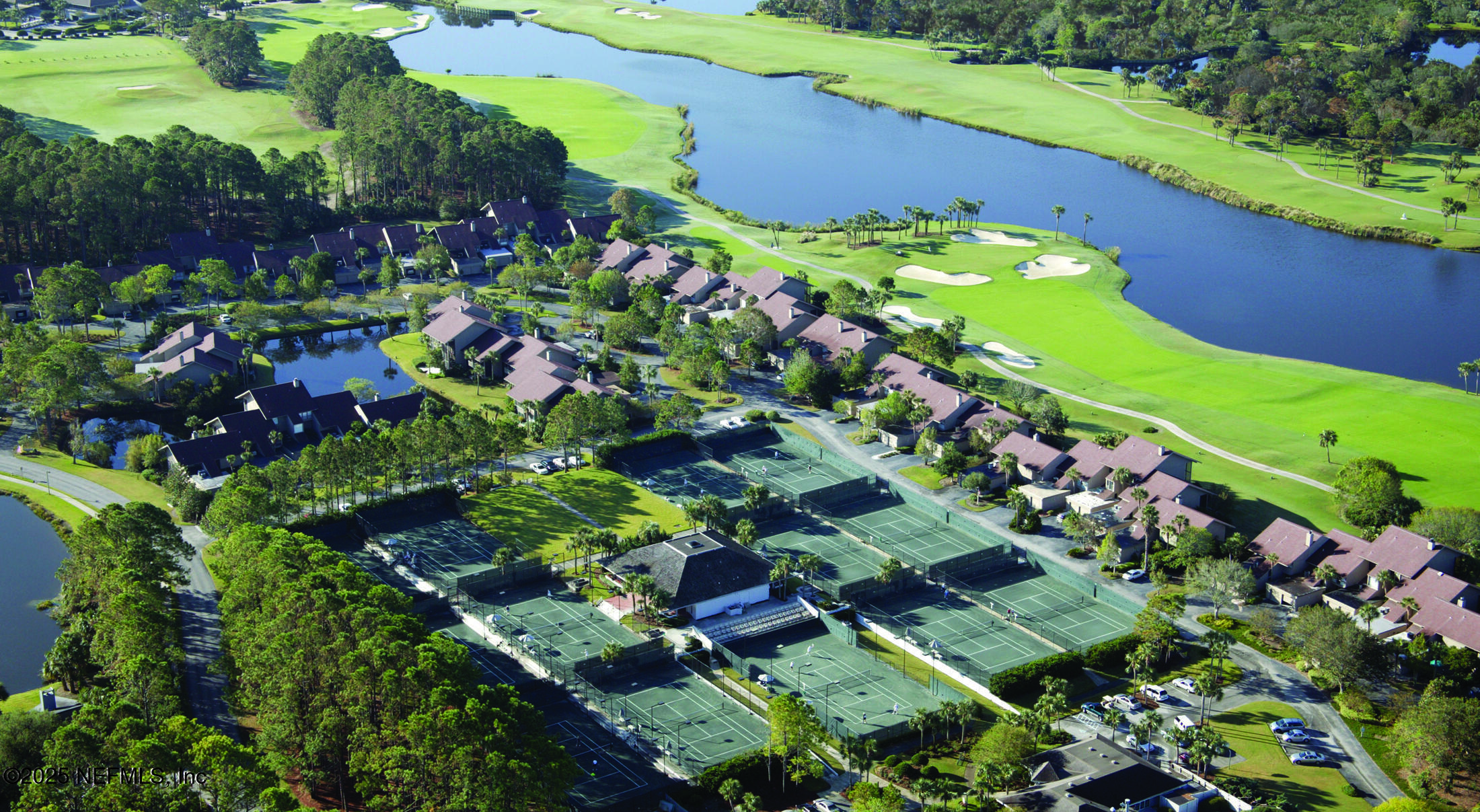 Single Family Residence in Ponte Vedra Beach FL 1561 HARBOUR CLUB Drive 41.jpg