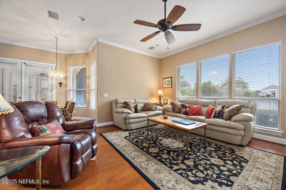 Single Family Residence in Ponte Vedra Beach FL 1561 HARBOUR CLUB Drive 11.jpg