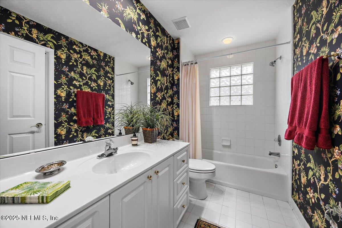 Single Family Residence in Ponte Vedra Beach FL 1561 HARBOUR CLUB Drive 17.jpg