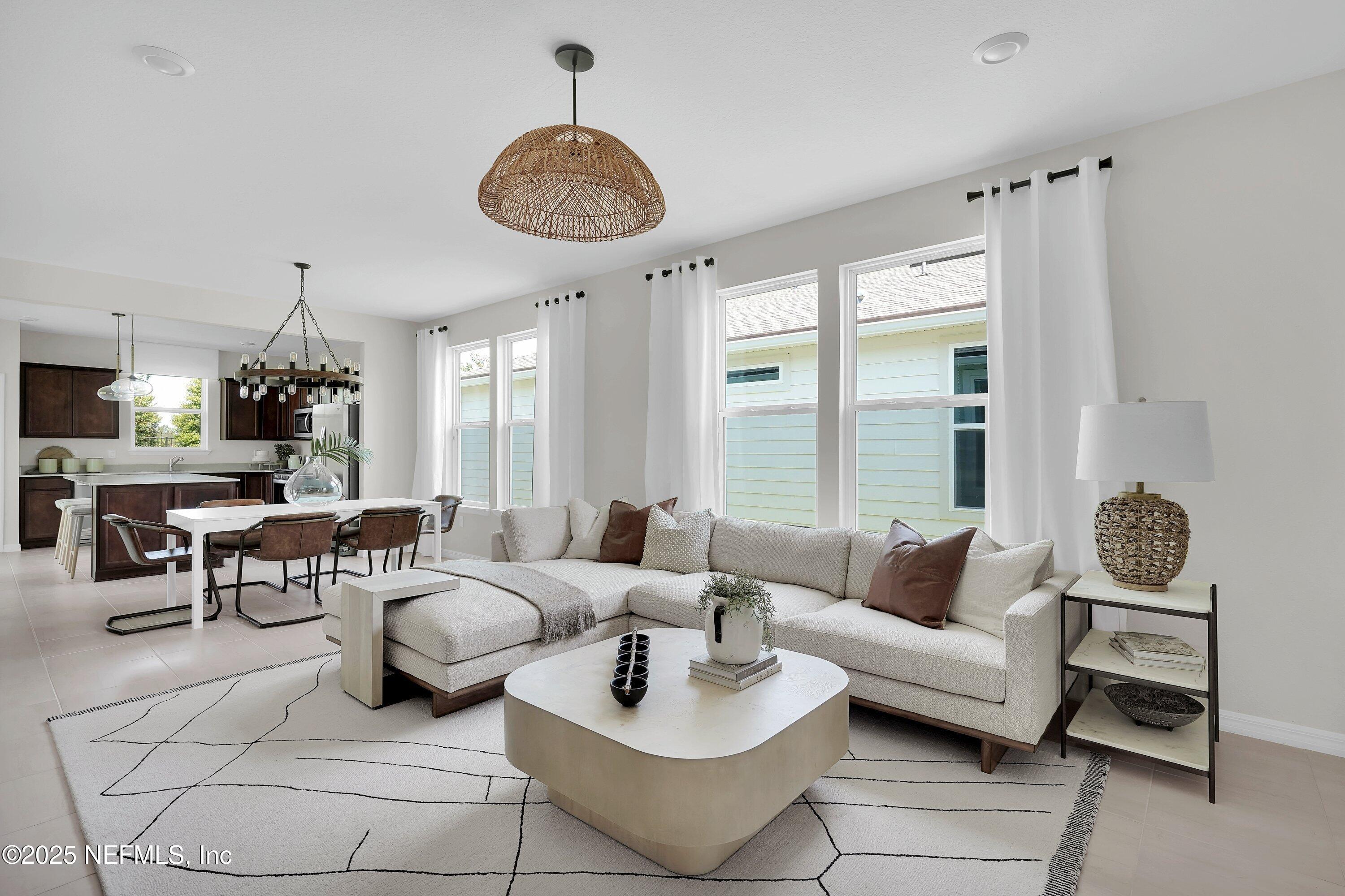 Single Family Residence in Yulee FL 321 TRANQUIL TRAIL Circle 5.jpg