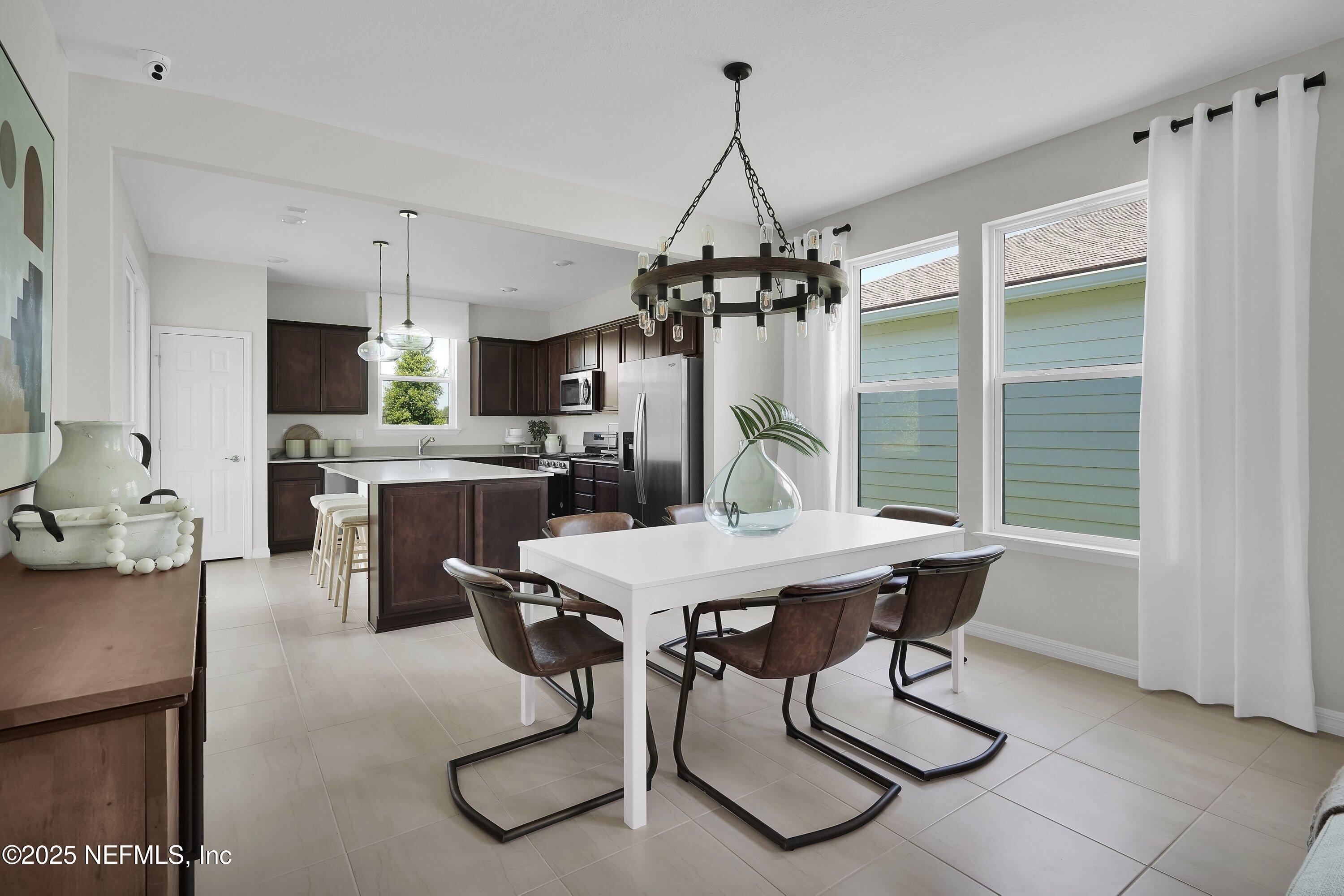 Single Family Residence in Yulee FL 321 TRANQUIL TRAIL Circle 6.jpg