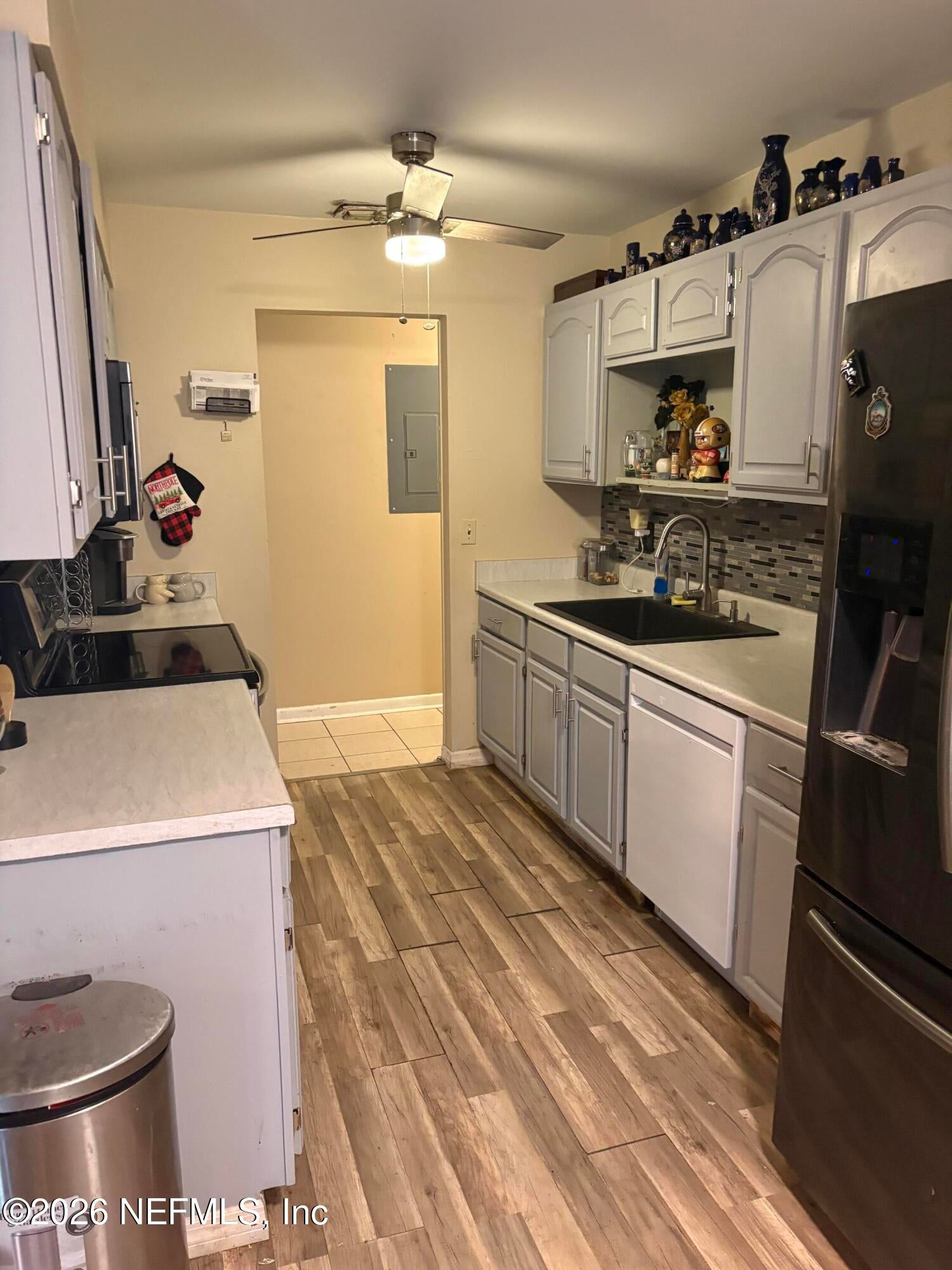 1154 Hickory Cv, Jacksonville, FL 32221 photo
