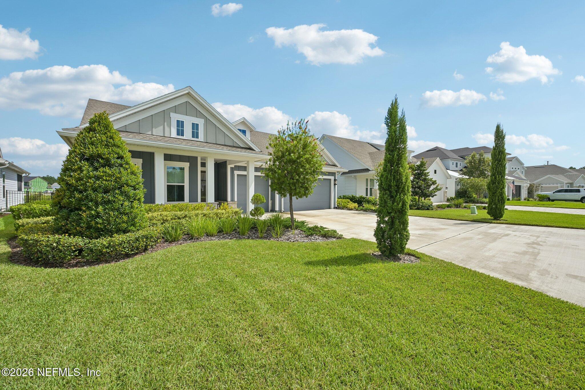 373 Navigators Rd, Saint Johns, FL 32259