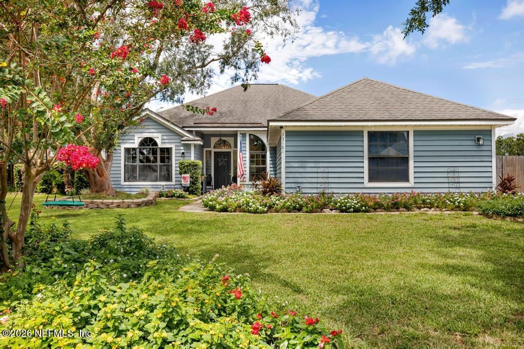 13181 Staffordshire Dr, Jacksonville, FL 32225