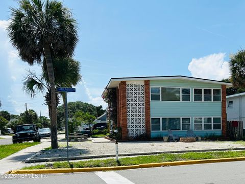 Duplex in Neptune Beach FL 200 HOPKINS Street.jpg