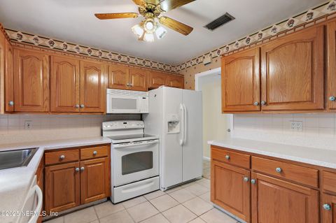Single Family Residence in Jacksonville FL 6305 BAY RIDGE Road 1.jpg