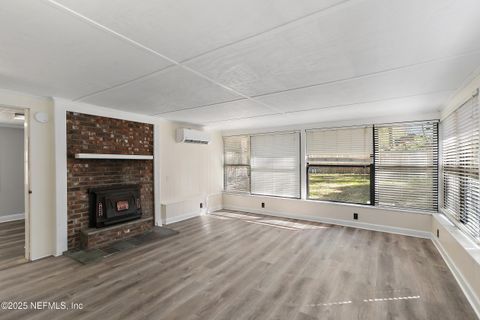 Single Family Residence in Jacksonville FL 6305 BAY RIDGE Road 2.jpg