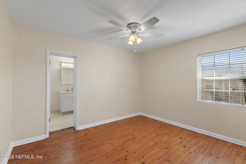 Single Family Residence in Jacksonville FL 6305 BAY RIDGE Road 15.jpg