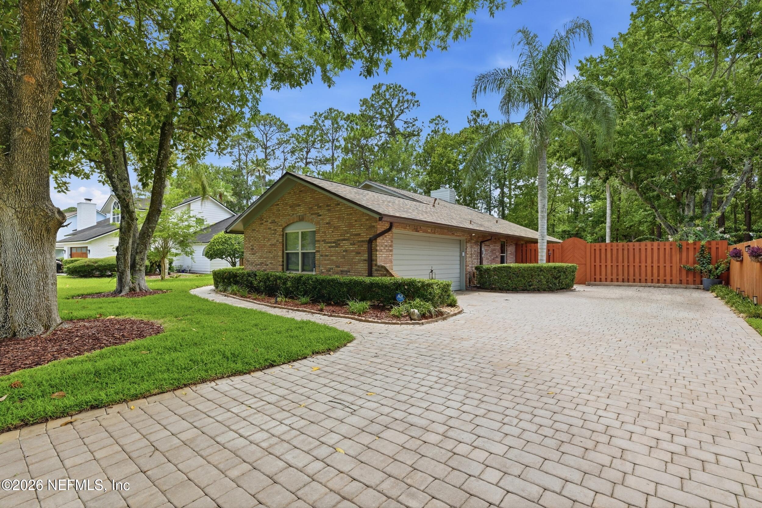 11852 Pegasus Dr, Jacksonville, FL 32223 photo