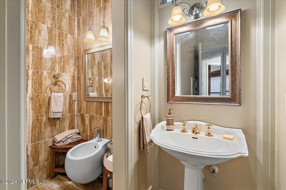 Single Family Residence in Ponte Vedra Beach FL 1201 PONTE VEDRA Boulevard 36.jpg