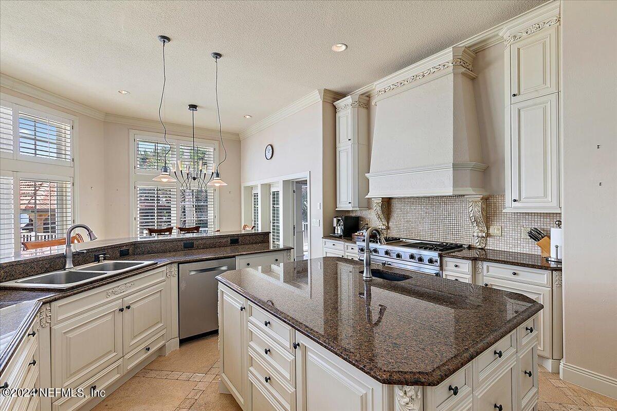 Single Family Residence in Ponte Vedra Beach FL 1201 PONTE VEDRA Boulevard 18.jpg