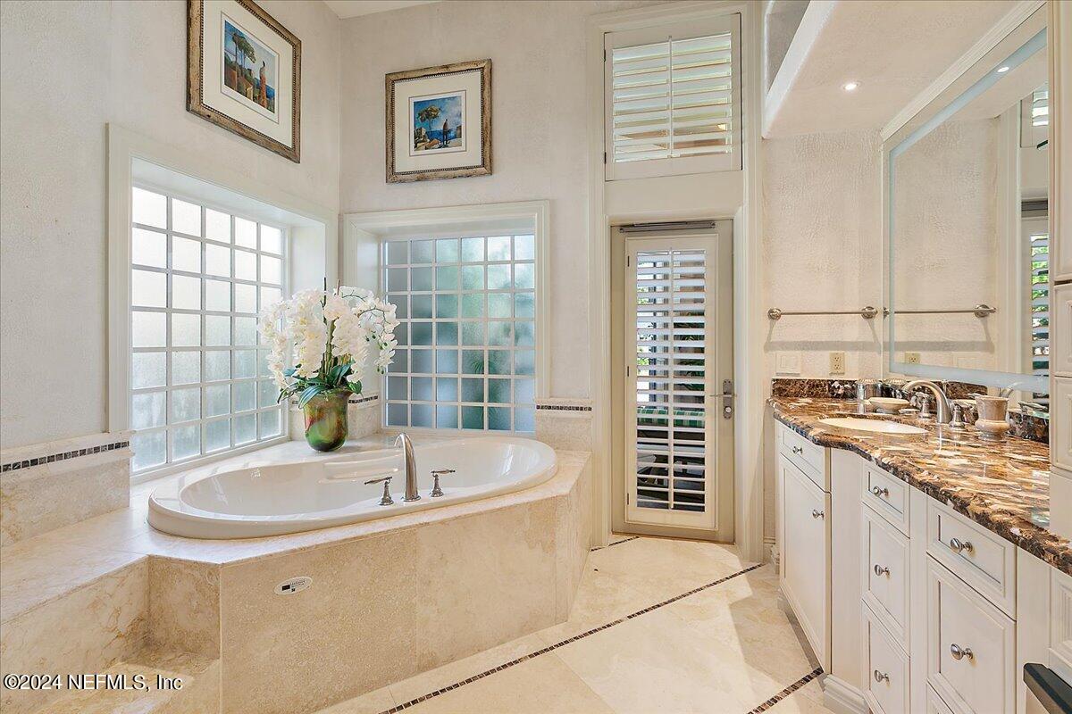 Single Family Residence in Ponte Vedra Beach FL 1201 PONTE VEDRA Boulevard 41.jpg