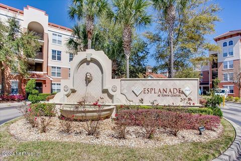 Condominium in Jacksonville FL 10435 MIDTOWN Parkway.jpg