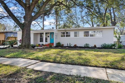 Single Family Residence in Jacksonville FL 5252 SANTA MONICA Boulevard.jpg