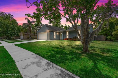 Single Family Residence in Jacksonville FL 10358 ARROW LAKES Drive.jpg