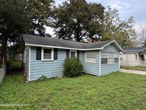 Single Family Residence in Jacksonville FL 2341 2ND Avenue.jpg