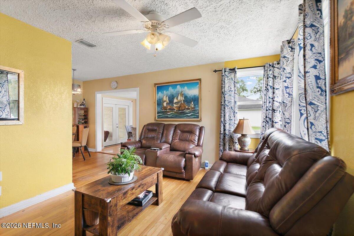 9721 Kline Rd, Jacksonville, FL 32246 photo