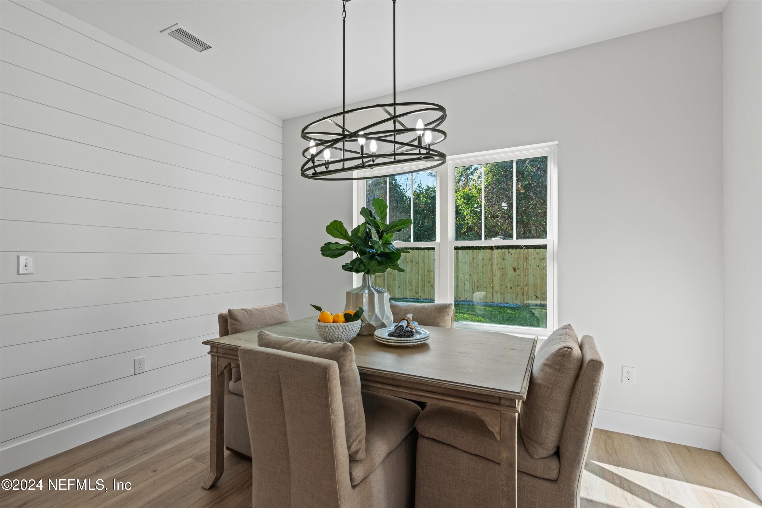 Single Family Residence in Jacksonville Beach FL 240 S 10TH Street 11.jpg