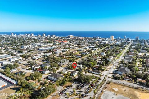Single Family Residence in Jacksonville Beach FL 240 S 10TH Street 45.jpg