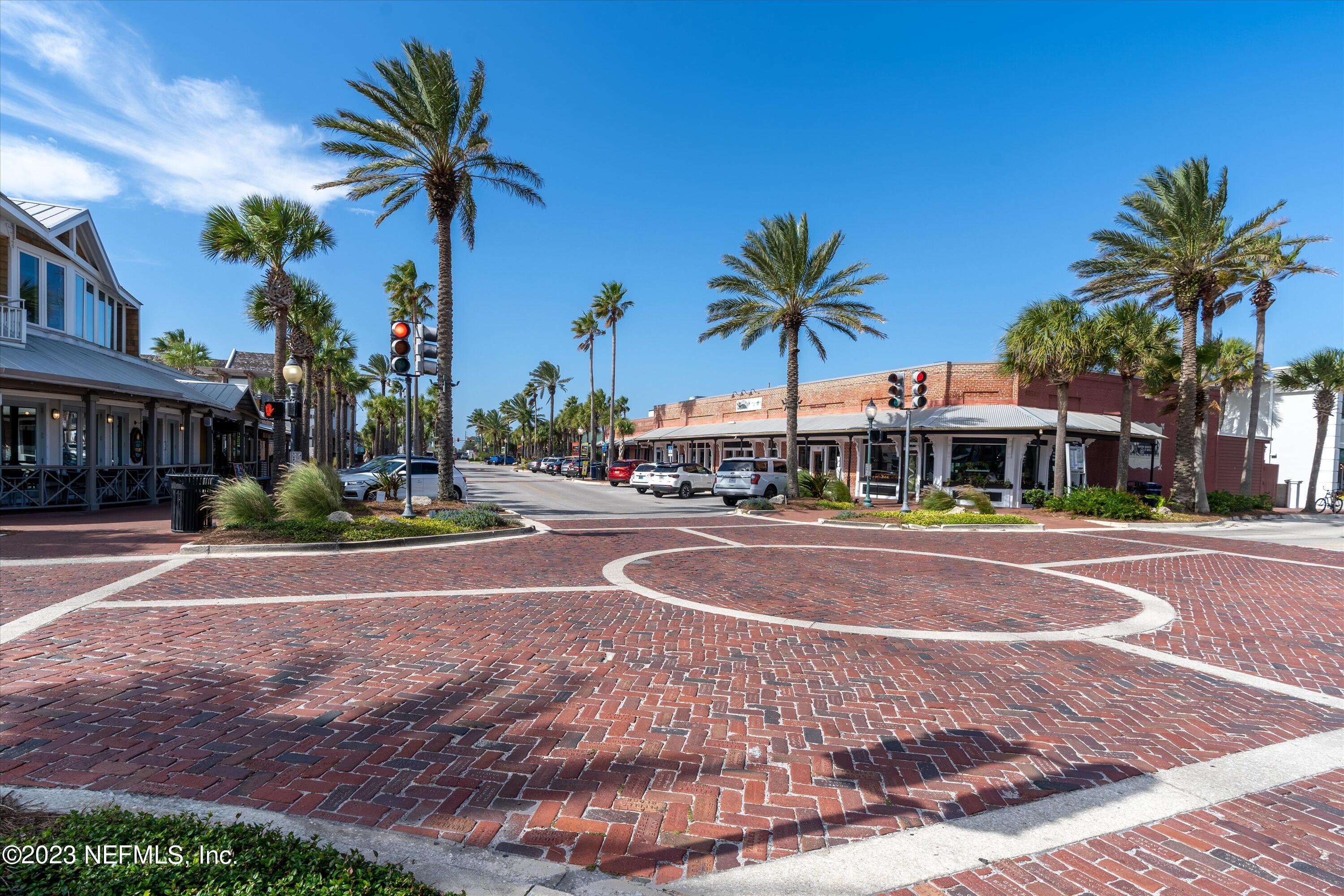 Single Family Residence in Jacksonville Beach FL 240 S 10TH Street 35.jpg