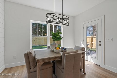 Single Family Residence in Jacksonville Beach FL 240 S 10TH Street 10.jpg