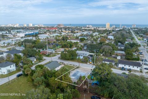Single Family Residence in Jacksonville Beach FL 240 S 10TH Street 44.jpg