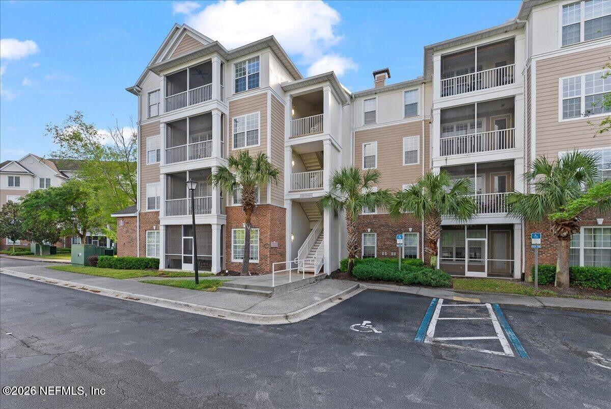 11251 Campfield Dr, Jacksonville, FL 32256