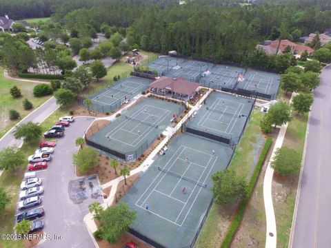 Single Family Residence in Fernandina Beach FL 95261 GOLDEN GLOW Drive 10.jpg