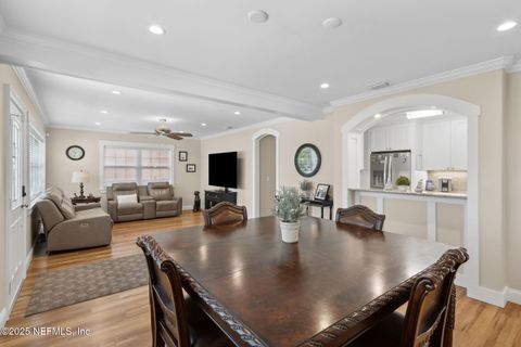 Single Family Residence in Jacksonville FL 4349 DEMEDICI Avenue 8.jpg