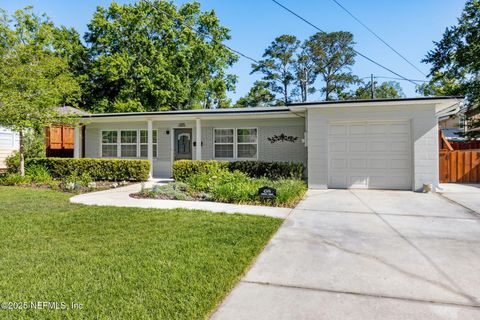 Single Family Residence in Jacksonville FL 4349 DEMEDICI Avenue 1.jpg