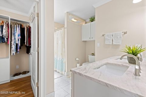 Single Family Residence in Jacksonville FL 4349 DEMEDICI Avenue 19.jpg