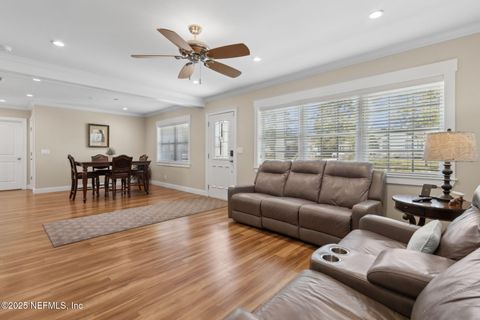 Single Family Residence in Jacksonville FL 4349 DEMEDICI Avenue 5.jpg