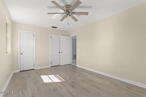 Single Family Residence in Jacksonville FL 4736 BLOUNT Avenue 12.jpg
