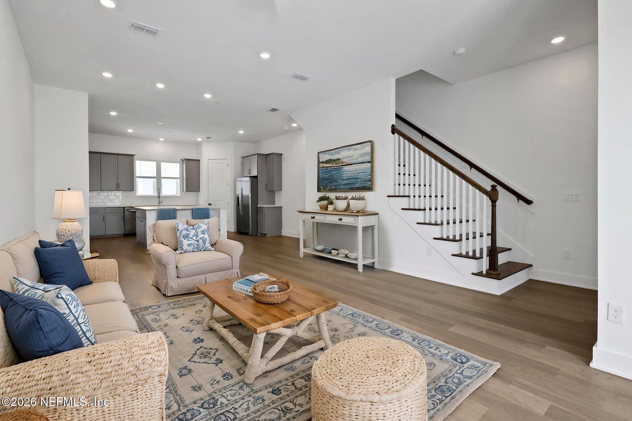 18 N Beach Way, Jacksonville Beach, FL 32250 photo