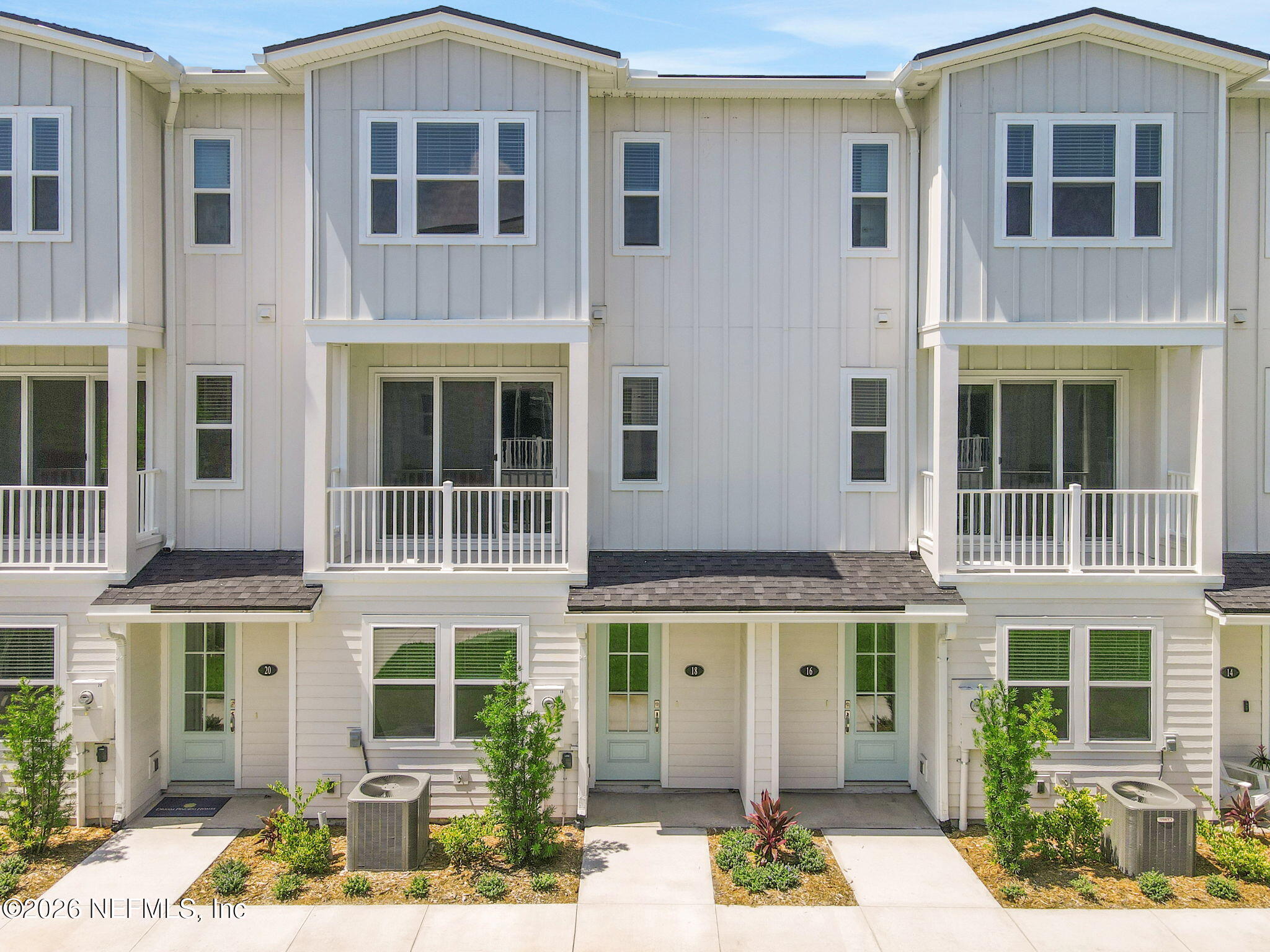 18 Beach Way, Jacksonville Beach, FL 32250