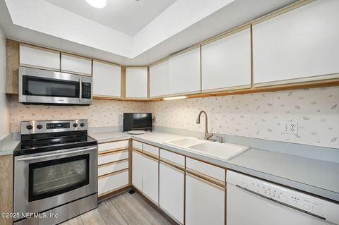 Condominium in Ponte Vedra Beach FL 57 TIFTON Way 11.jpg
