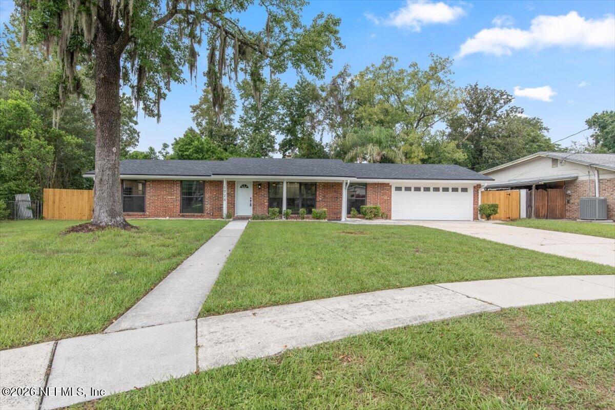 1720 Bay Cir, Orange Park, FL 32073 photo