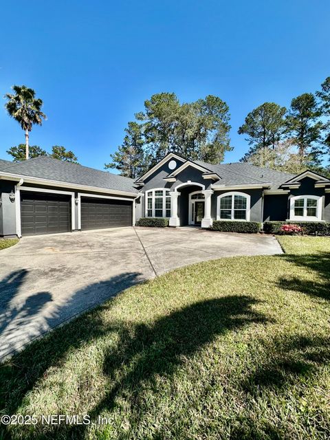Single Family Residence in Orange Park FL 541 GOLDEN LINKS Drive.jpg