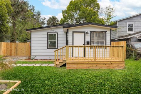 Single Family Residence in Jacksonville FL 1046 DYAL Street.jpg