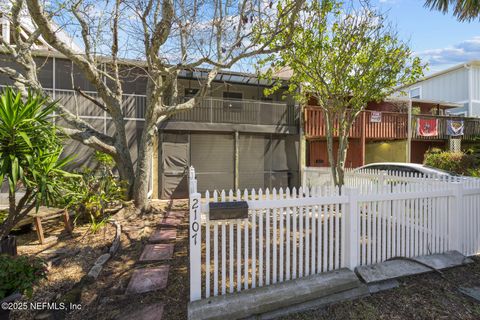 Single Family Residence in Jacksonville Beach FL 2107 2ND Street.jpg