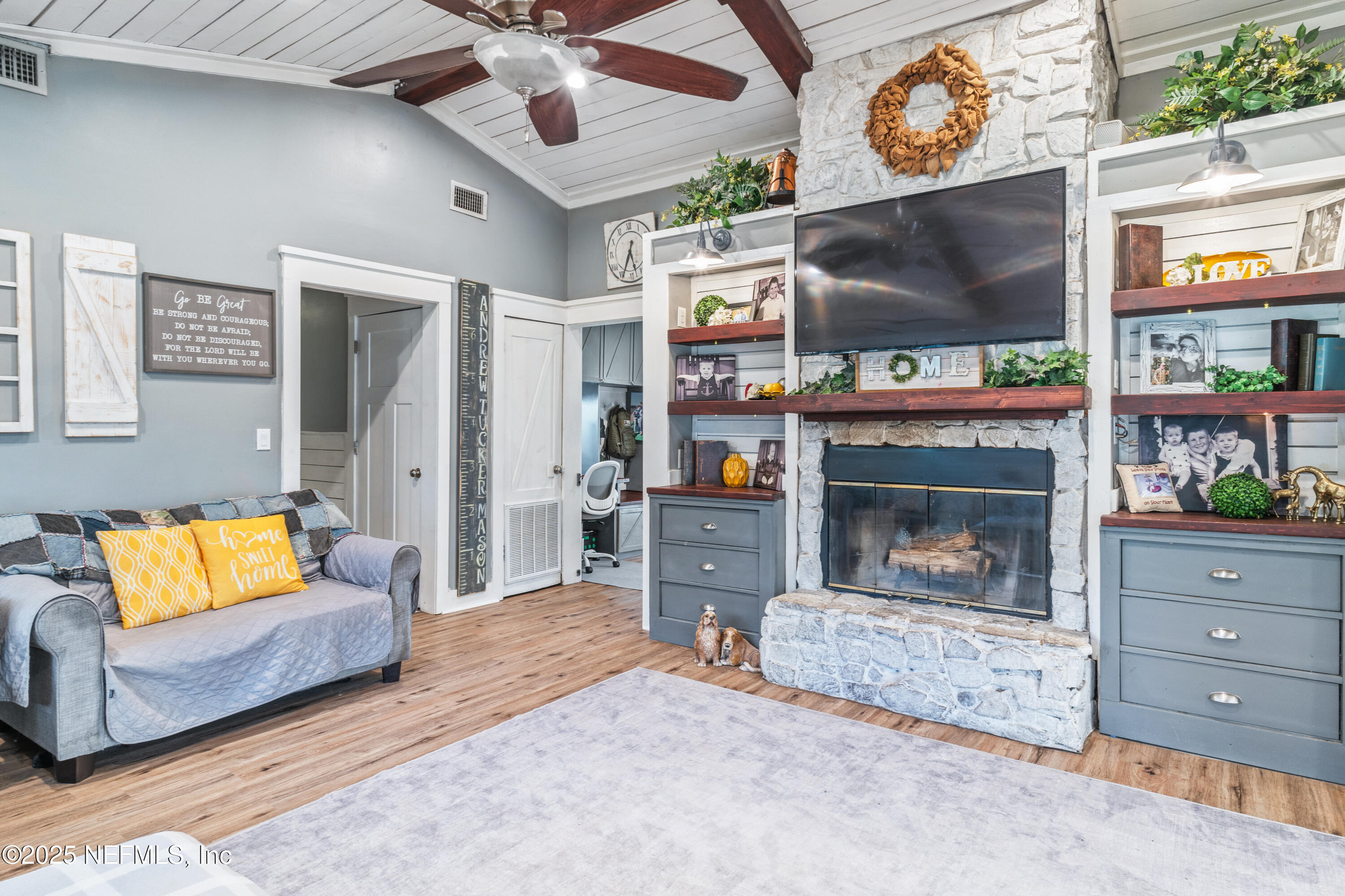 Single Family Residence in Glen St. Mary FL 6582 HAMILTON CREWS Road 8.jpg