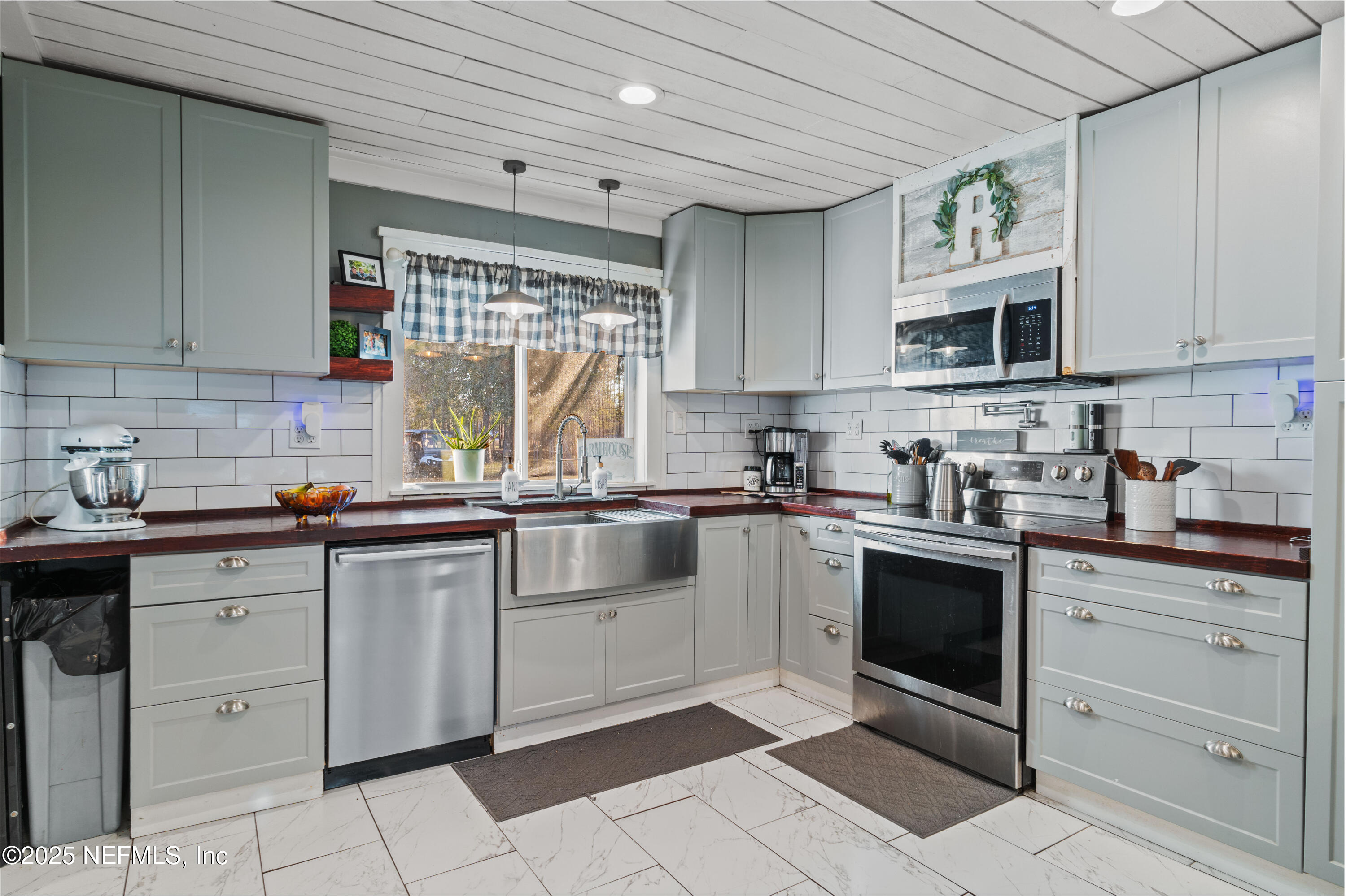 Single Family Residence in Glen St. Mary FL 6582 HAMILTON CREWS Road 6.jpg