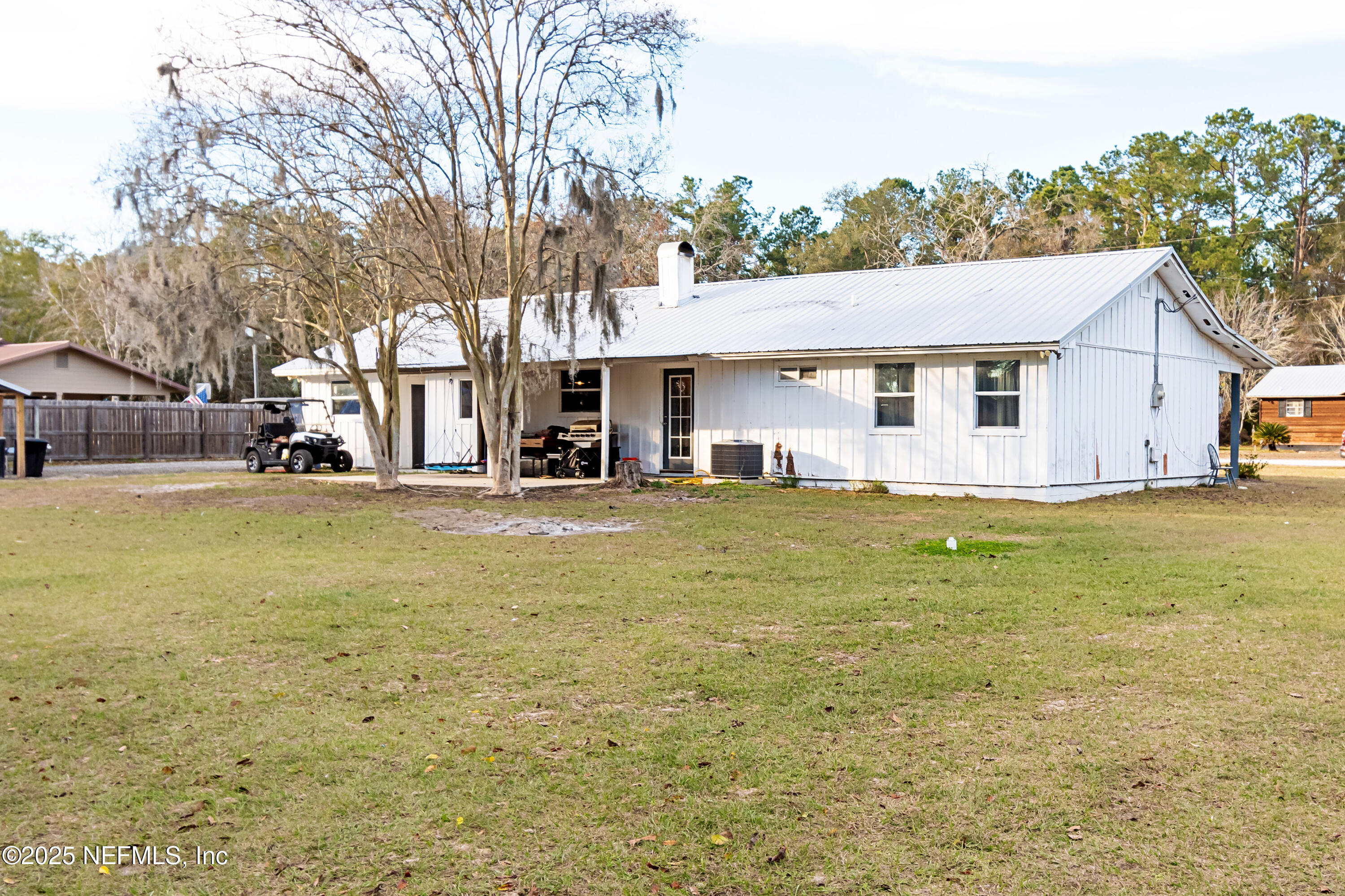 Single Family Residence in Glen St. Mary FL 6582 HAMILTON CREWS Road 18.jpg