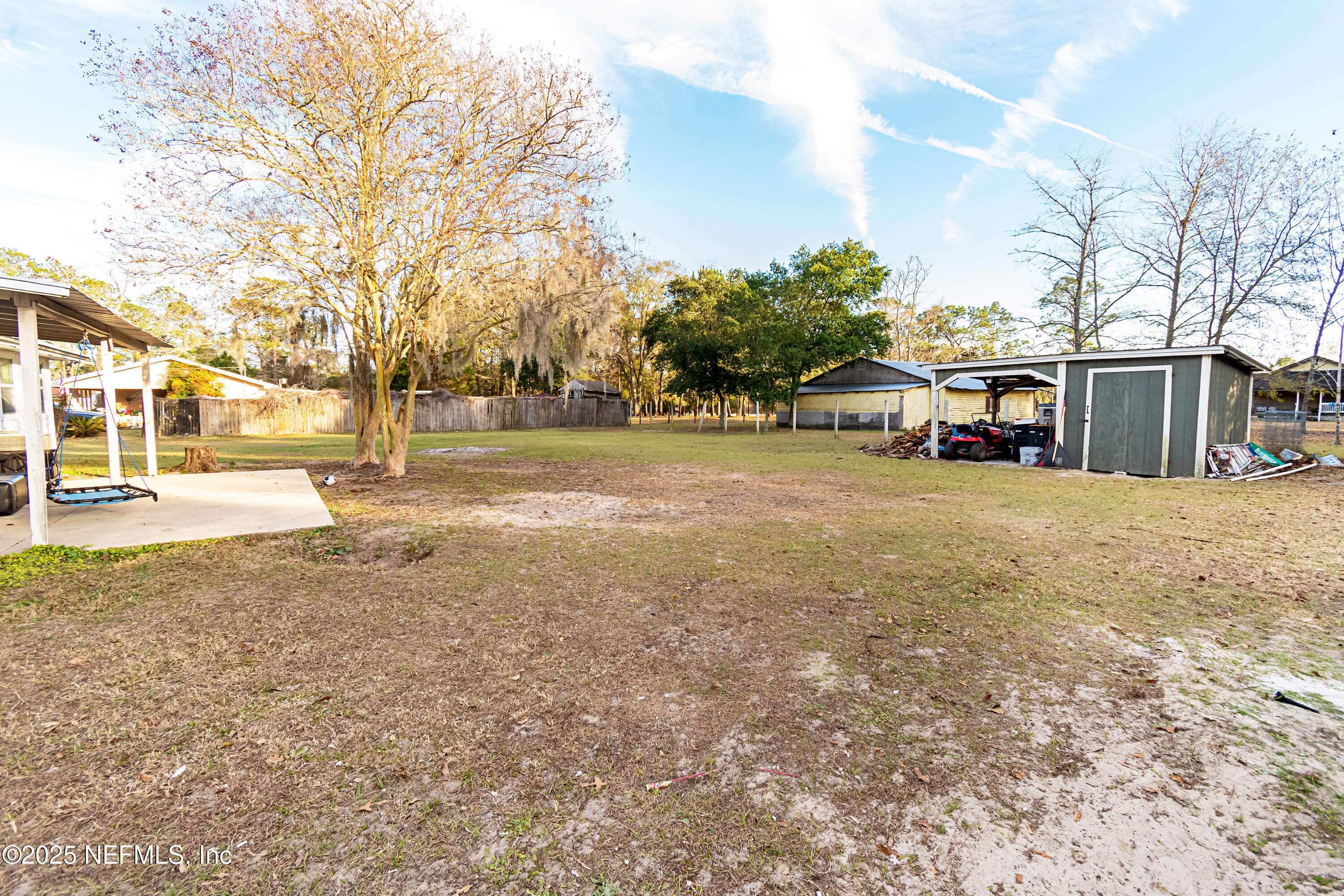 Single Family Residence in Glen St. Mary FL 6582 HAMILTON CREWS Road 20.jpg