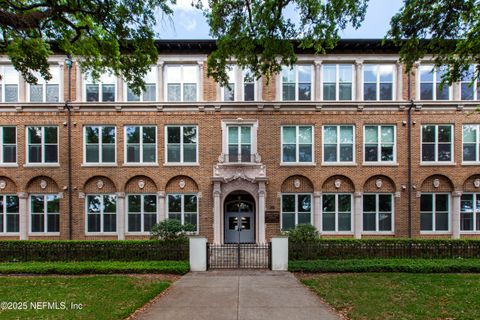 Condominium in Jacksonville FL 2525 COLLEGE Street #1214.jpg